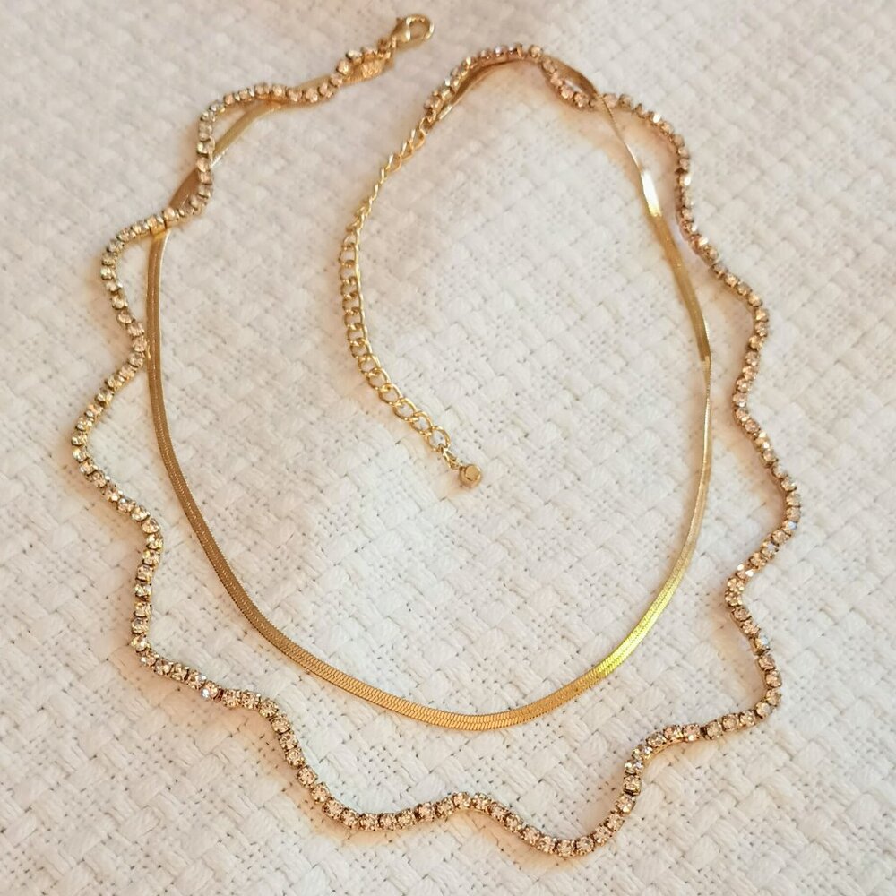 Gold Tone Multi Strand Necklace 20" Layered Wavy Flat Chain & Rhinestone Jewelry